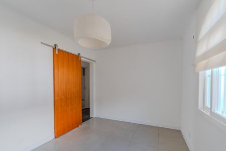 Casa à venda com 160m², 3 quartos e 5 vagas Casa à venda com 160m², 3 quartos e 5 vagasQuarto 1