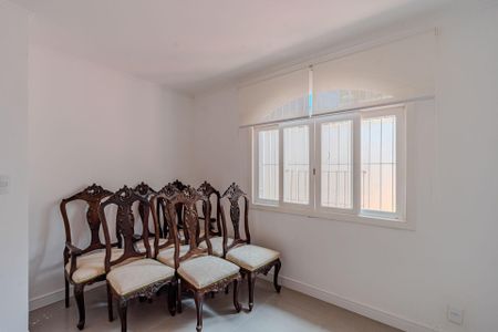 Casa à venda com 160m², 3 quartos e 5 vagas Casa à venda com 160m², 3 quartos e 5 vagasQuarto 3