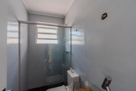 Casa à venda com 160m², 3 quartos e 5 vagas Casa à venda com 160m², 3 quartos e 5 vagasBanheiro