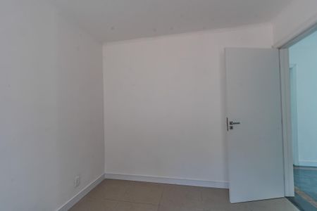 Casa à venda com 160m², 3 quartos e 5 vagas Casa à venda com 160m², 3 quartos e 5 vagasQuarto 3