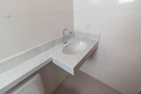 Apartamento para alugar com 50m², 2 quartos e 1 vaga Apartamento para alugar com 50m², 2 quartos e 1 vagaBanheiro