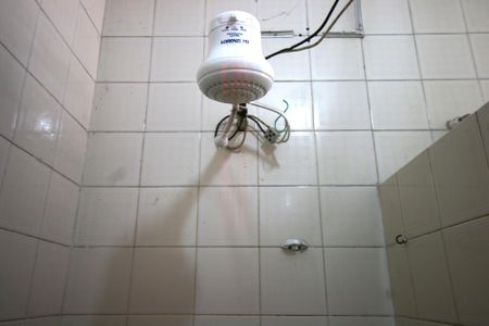 Apartamento para alugar com 90m², 2 quartos e sem vagaBanheiro