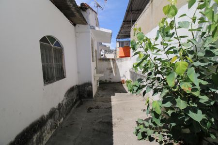 Apartamento para alugar com 90m², 2 quartos e sem vagaQuintal