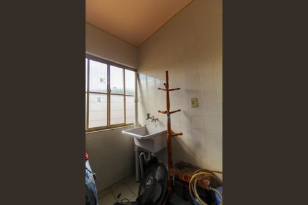 Casa para alugar com 208m², 3 quartos e 3 vagas Casa para alugar com 208m², 3 quartos e 3 vagasÁrea De Serviço 2