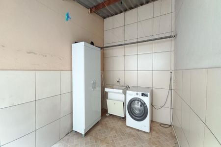 Casa à venda com 242m², 3 quartos e 3 vagasÁrea de Serviço
