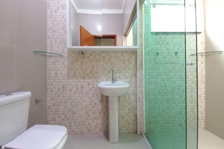 Casa à venda com 242m², 3 quartos e 3 vagasBanheiro