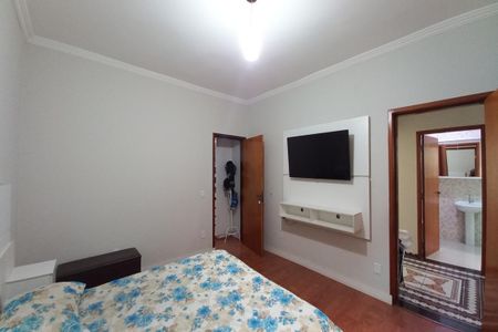 Casa à venda com 242m², 3 quartos e 3 vagasQuarto 3 - Suíte