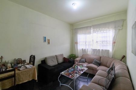 Casa para alugar com 384m², 3 quartos e 2 vagas Casa para alugar com 384m², 3 quartos e 2 vagasSala