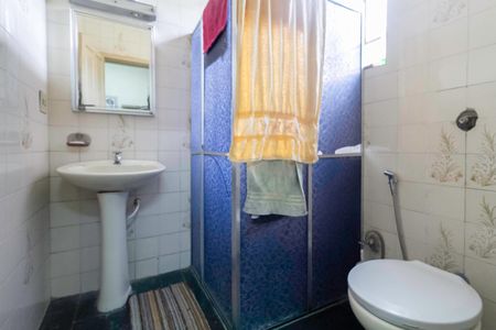 Casa para alugar com 384m², 3 quartos e 2 vagas Casa para alugar com 384m², 3 quartos e 2 vagasBanheiro social