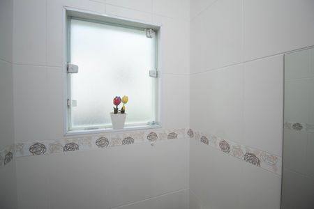 Casa à venda com 90m², 2 quartos e 2 vagasBanheiro