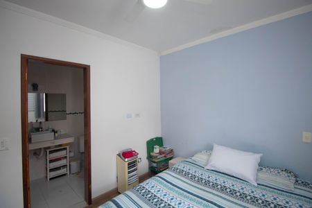 Casa à venda com 90m², 2 quartos e 2 vagasSuíte 2