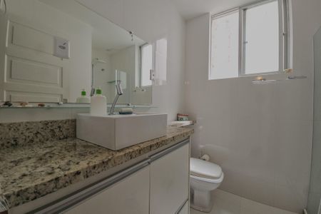 Apartamento para alugar com 150m², 3 quartos e 1 vagaBanheiro da Suíte