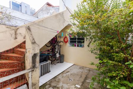 Casa para alugar com 150m², 2 quartos e 1 vaga Casa para alugar com 150m², 2 quartos e 1 vagaQuintal