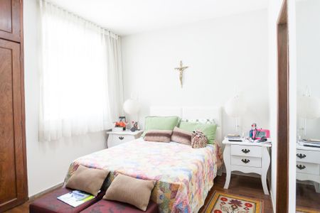 Apartamento à venda com 90m², 3 quartos e 1 vaga Apartamento à venda com 90m², 3 quartos e 1 vagasuite