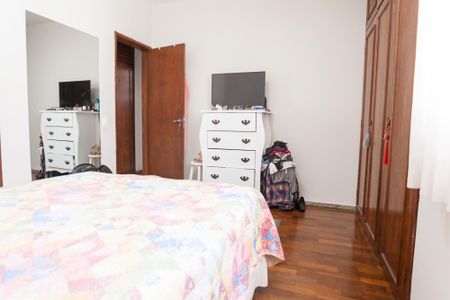 Apartamento à venda com 90m², 3 quartos e 1 vaga Apartamento à venda com 90m², 3 quartos e 1 vagasuite