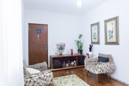 Apartamento à venda com 90m², 3 quartos e 1 vaga Apartamento à venda com 90m², 3 quartos e 1 vagaSala
