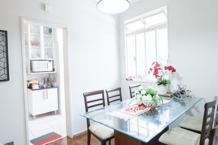 Apartamento à venda com 90m², 3 quartos e 1 vaga Apartamento à venda com 90m², 3 quartos e 1 vagaSala de Jantar