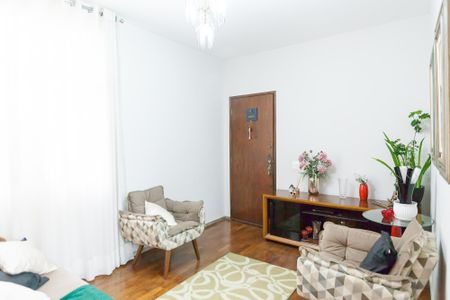 Apartamento à venda com 90m², 3 quartos e 1 vaga Apartamento à venda com 90m², 3 quartos e 1 vagaSala