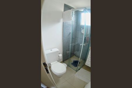 Casa de condomínio à venda com 115m², 4 quartos e 4 vagasSuíte