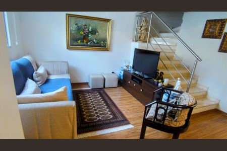 Casa de condomínio à venda com 115m², 4 quartos e 4 vagasSala