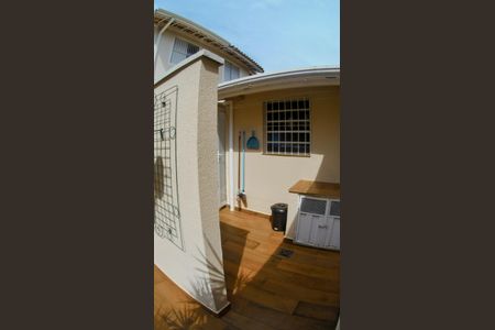 Casa de condomínio à venda com 115m², 4 quartos e 4 vagasQuintal