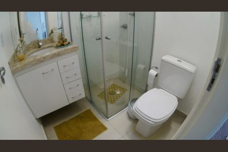 Casa de condomínio à venda com 115m², 4 quartos e 4 vagasBanheiro