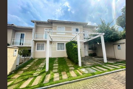 Casa de condomínio à venda com 115m², 4 quartos e 4 vagasFachada da Casa