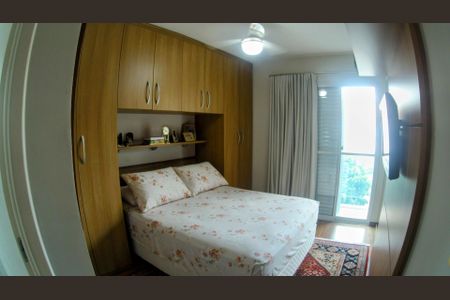 Casa de condomínio à venda com 115m², 4 quartos e 4 vagasSuíte