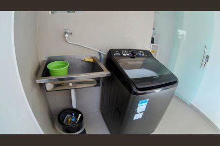 Casa de condomínio à venda com 115m², 4 quartos e 4 vagasÁrea de Serviço