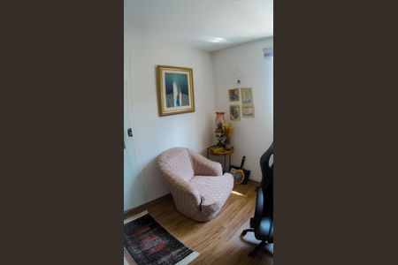 Casa de condomínio à venda com 115m², 4 quartos e 4 vagasEscritório