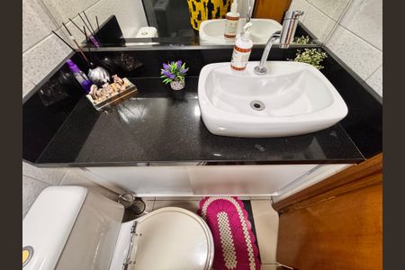 Apartamento à venda com 130m², 3 quartos e 2 vagas Apartamento à venda com 130m², 3 quartos e 2 vagasBanheiro