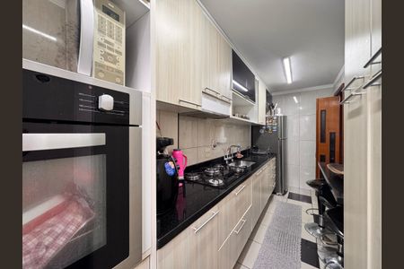 Apartamento à venda com 130m², 3 quartos e 2 vagas Apartamento à venda com 130m², 3 quartos e 2 vagasCozinha