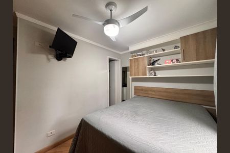 Apartamento à venda com 130m², 3 quartos e 2 vagas Apartamento à venda com 130m², 3 quartos e 2 vagasSuite