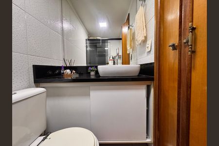 Apartamento à venda com 130m², 3 quartos e 2 vagas Apartamento à venda com 130m², 3 quartos e 2 vagasBanheiro