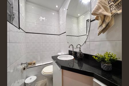 Apartamento à venda com 130m², 3 quartos e 2 vagas Apartamento à venda com 130m², 3 quartos e 2 vagasLavabo