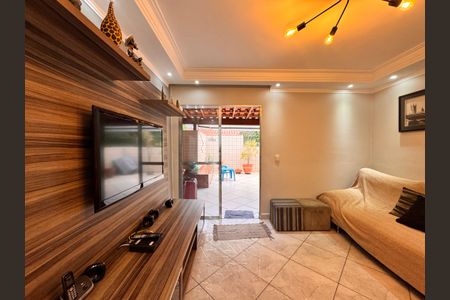 Apartamento à venda com 130m², 3 quartos e 2 vagas Apartamento à venda com 130m², 3 quartos e 2 vagasCobertura