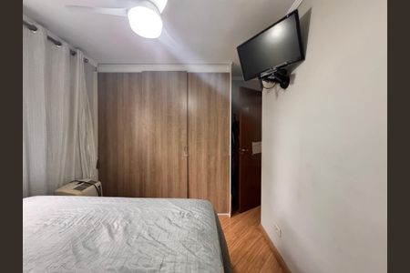 Apartamento à venda com 130m², 3 quartos e 2 vagas Apartamento à venda com 130m², 3 quartos e 2 vagasSuite