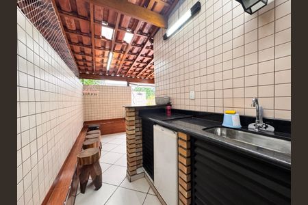 Apartamento à venda com 130m², 3 quartos e 2 vagas Apartamento à venda com 130m², 3 quartos e 2 vagasCobertura