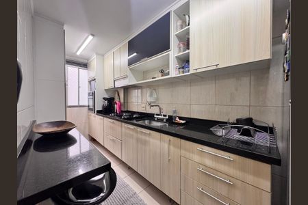 Apartamento à venda com 130m², 3 quartos e 2 vagas Apartamento à venda com 130m², 3 quartos e 2 vagasCozinha