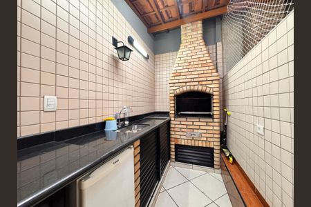 Apartamento à venda com 130m², 3 quartos e 2 vagas Apartamento à venda com 130m², 3 quartos e 2 vagasCobertura