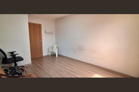 Casa à venda com 230m², 3 quartos e 8 vagas Casa à venda com 230m², 3 quartos e 8 vagasSuíte