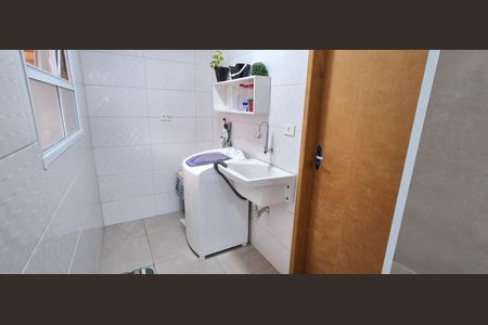 Casa à venda com 230m², 3 quartos e 8 vagas Casa à venda com 230m², 3 quartos e 8 vagasÁrea de Serviço