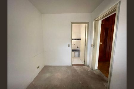 Casa à venda com 172m², 3 quartos e 3 vagas Casa à venda com 172m², 3 quartos e 3 vagasCloset do quarto 1