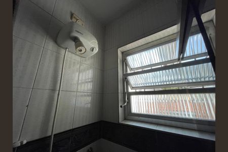 Casa à venda com 172m², 3 quartos e 3 vagas Casa à venda com 172m², 3 quartos e 3 vagasBanheiro 2