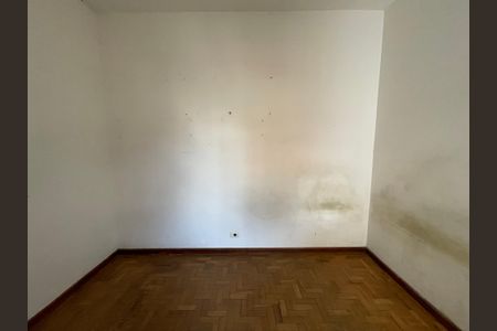 Casa à venda com 172m², 3 quartos e 3 vagas Casa à venda com 172m², 3 quartos e 3 vagasQuarto 2