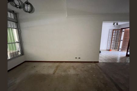 Casa à venda com 172m², 3 quartos e 3 vagas Casa à venda com 172m², 3 quartos e 3 vagasDetalhe Sala