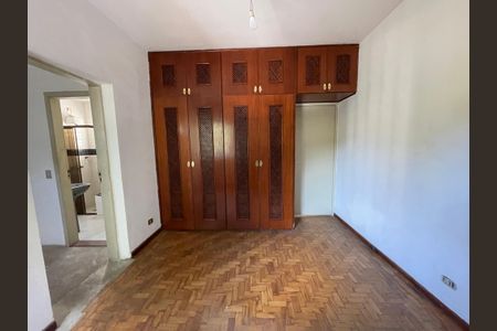 Casa à venda com 172m², 3 quartos e 3 vagas Casa à venda com 172m², 3 quartos e 3 vagasQuarto 1