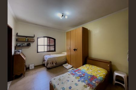 Casa à venda com 280m², 3 quartos e 3 vagasSuíte