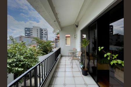Casa à venda com 280m², 3 quartos e 3 vagasVaranda Sala 1