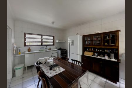 Casa à venda com 280m², 3 quartos e 3 vagasCozinha